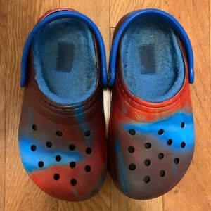 Fuzzy crocs kids size 10c